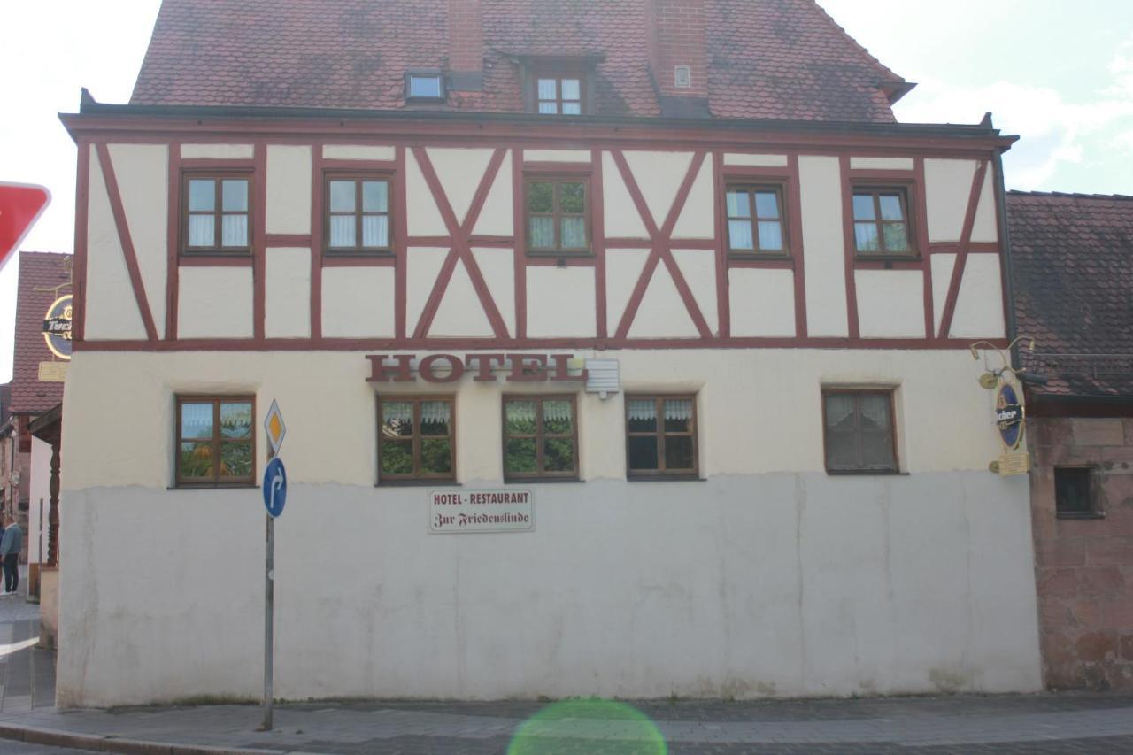 Hotel Zur Friedenslinde Nuremberga Exterior foto